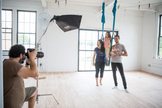 Rent our studio space for your headshot, product or fashion photoshoot.