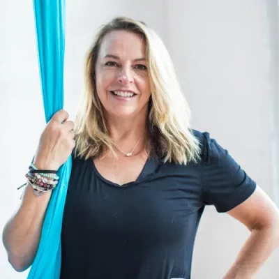 earth-and-aerial-yoga-studio-hudson-ma-susie-pallis-headshot