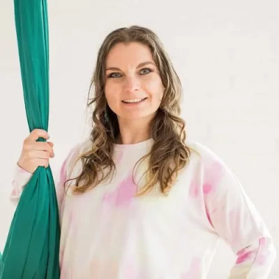 earth-and-aerial-yoga-teacher-hudson-ma-joanna-sacco