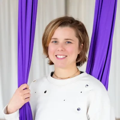 earth-and-aerial-yoga-studio-hudson-ma-AYTT-Headshots-SamShipman-2
