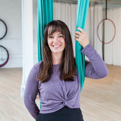 EmmaBartolini-1x1-earth-and-aerial-yoga-studio-hudson-ma-acphotography-2