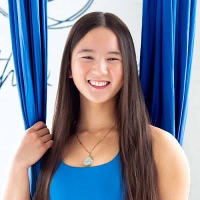earth-and-aerial-yoga-teacher-janice-lam-